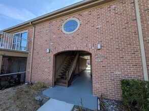 Building Photo - 562 Flemming Way