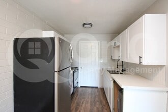 Building Photo - 6044 N 21st Ave