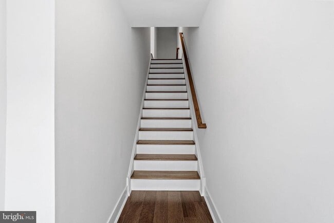 Building Photo - 137 ADA Hightower Ave