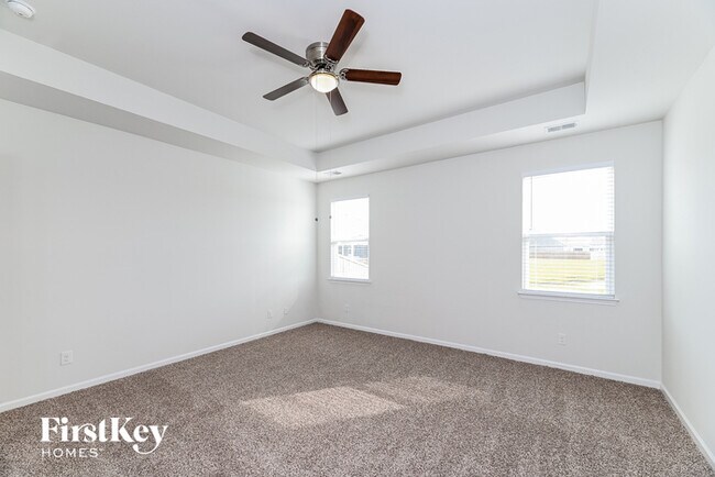 Building Photo - 405 Ribiero Dr