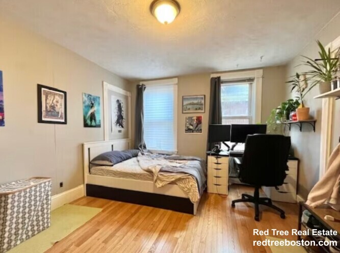 Unit 2 - 6 Eldora St