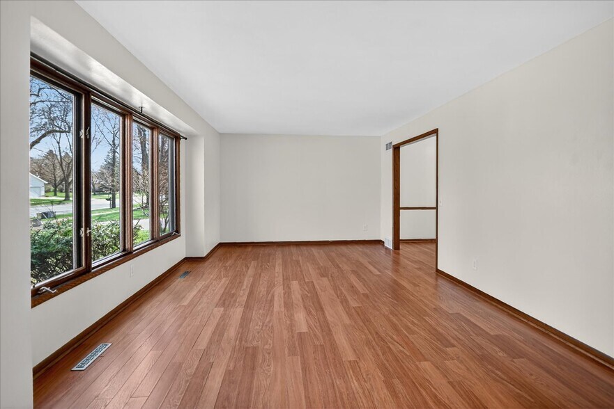 Building Photo - 1014 N Westfield Rd