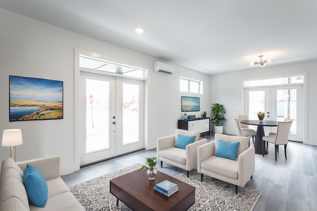 Building Photo - 1873 S Watkins St