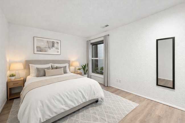 Building Photo - 9517 NE 180th St