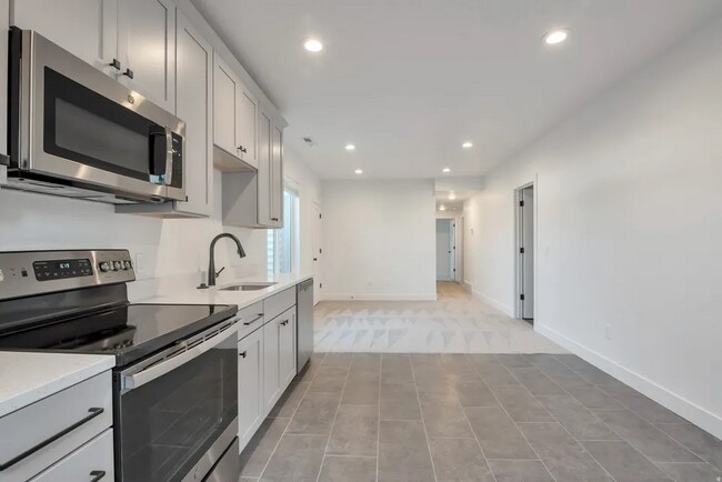 Building Photo - Lehi House
