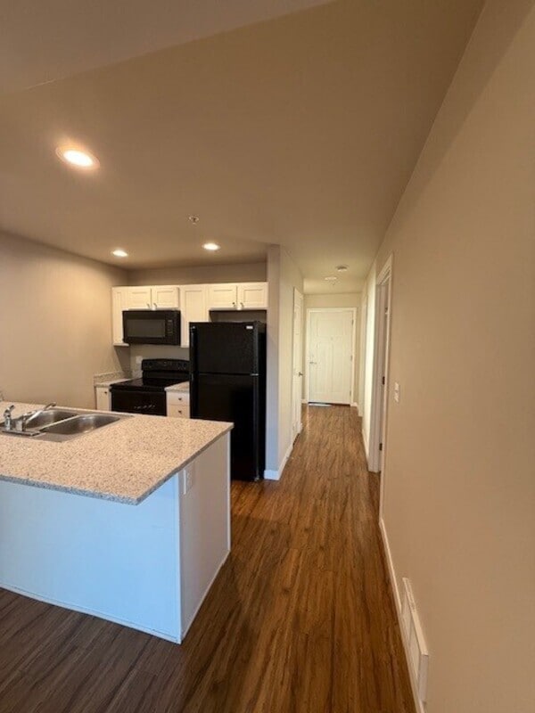 Building Photo - 2005 Aaron Dr