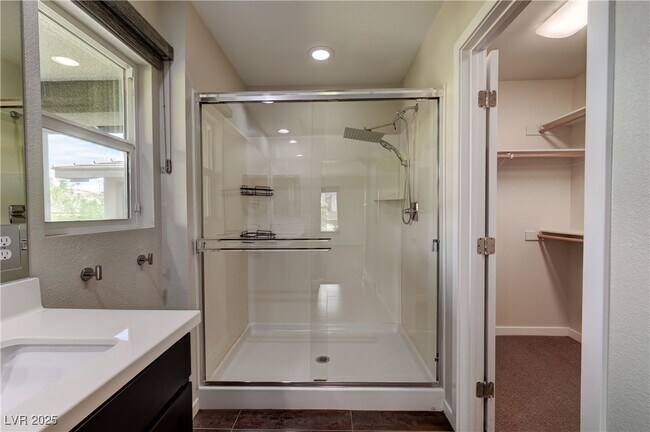 Building Photo - 7017 Pearl Hilltop Ct