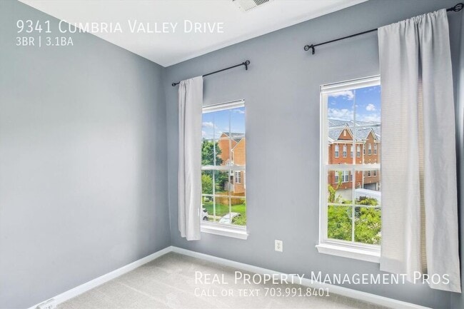Building Photo - 9341 Cumbria Valley Dr