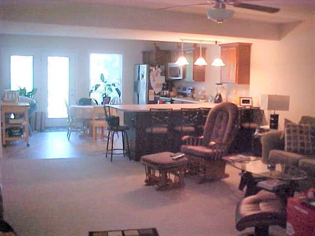 Building Photo - 5722 W Vinca Ln