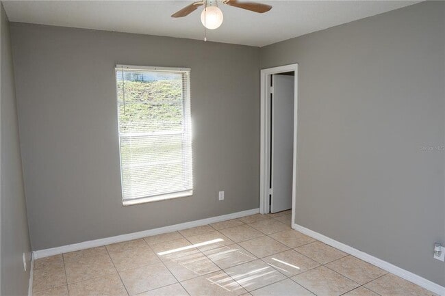 Building Photo - 434 W 17th St