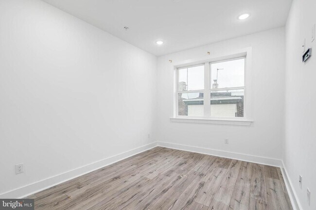 Building Photo - 2802 Cecil B. Moore Ave