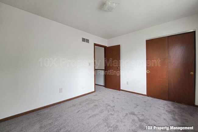 Building Photo - 1579 Briarwood Ave