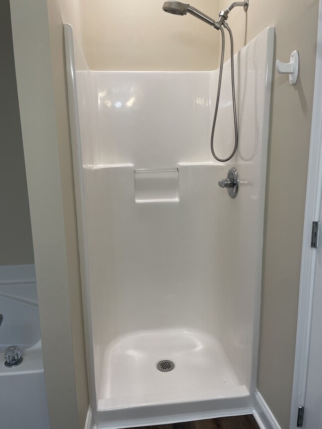 Building Photo - 281 White Water Loop