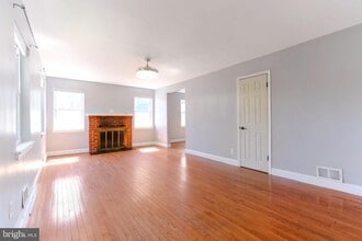 Building Photo - 2600 Arvin St
