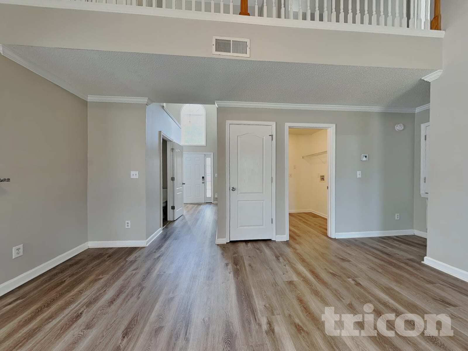 Building Photo - 130 Kyle Way