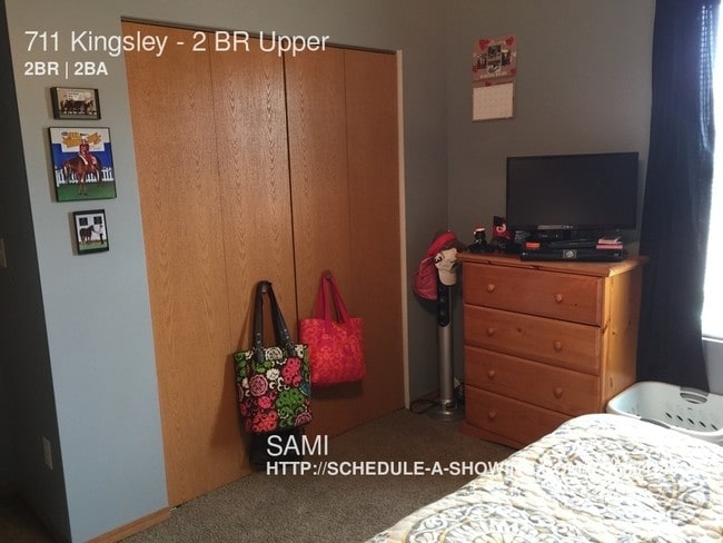 Building Photo - 711 Kingsley 2 BR Upper