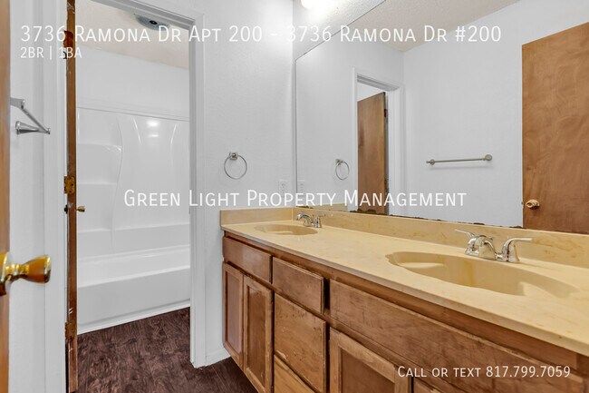 Building Photo - 3736 Ramona Dr