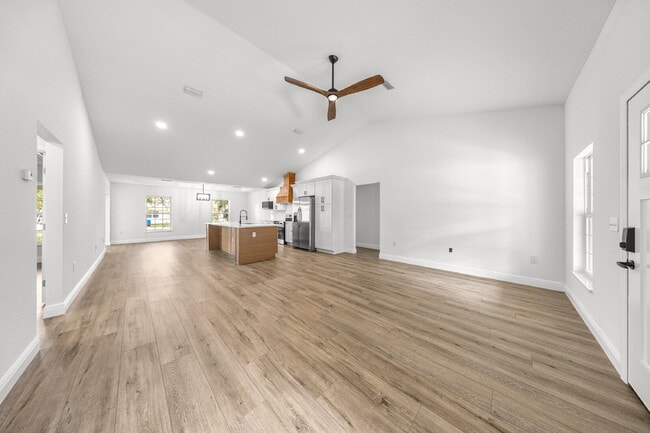 Building Photo - Beautiful New Home in Prime Summerfield Lo...