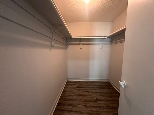 Building Photo - 4024 Zinfandel Way