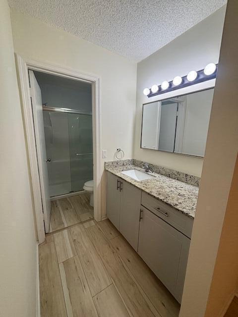 Building Photo - 350 Club Cir