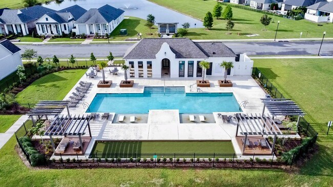 Building Photo - Spacious 3BR Corner-Lot Home in Reserve at Conway