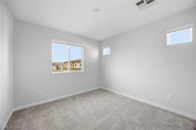 Building Photo - 872 Angwin Ln