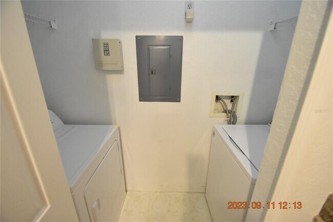 Building Photo - 5511 Legacy Crescent Pl