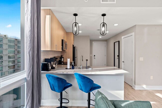 Building Photo - 916 N Delaware Ave