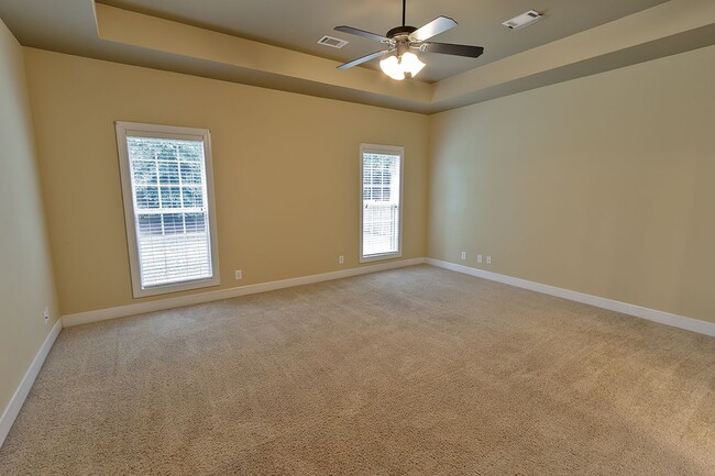 Building Photo - Home for Rent in Magnolia Estates