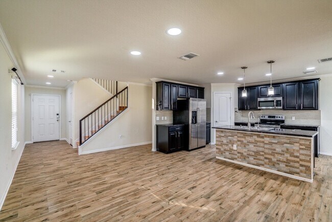 Building Photo - 12422 Stoneridge Gap Ln