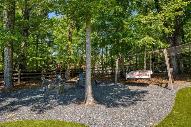 Building Photo - 265 Oakhurst Leaf Dr