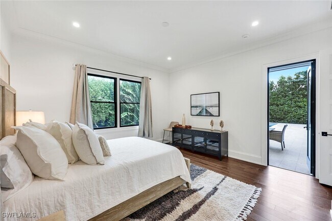 Building Photo - 3200 Crayton Rd