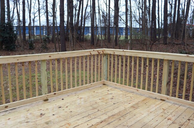 Building Photo - 127 Allendale Dr