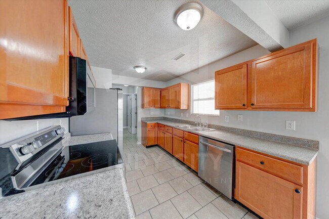 Building Photo - 3034 Danube Way