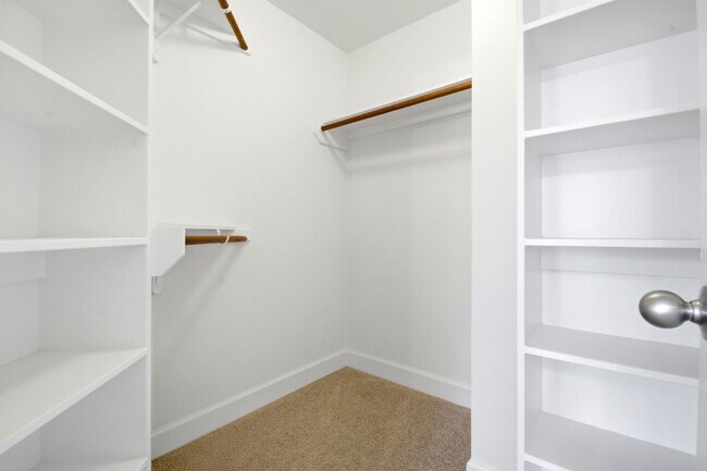 Building Photo - 11518 Main Cypress Dr