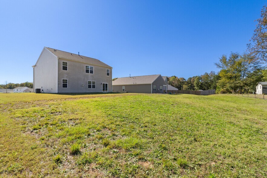 Building Photo - 65 Blue Aspen Dr