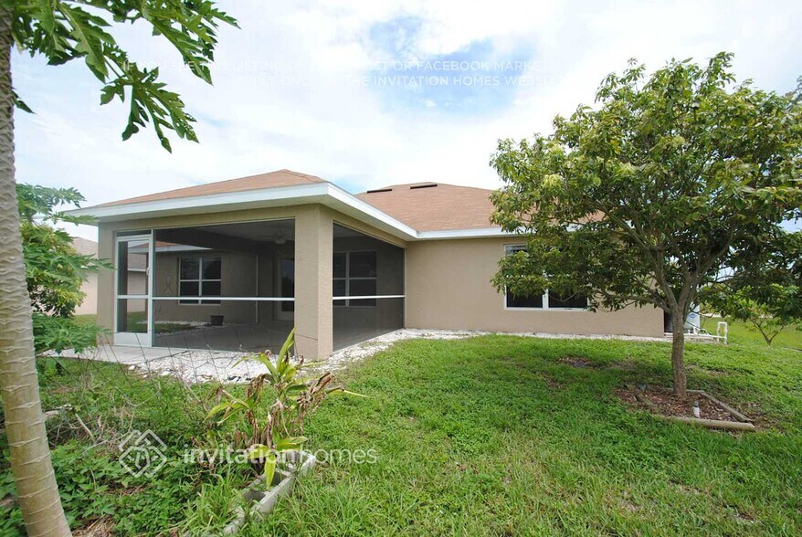 Building Photo - 827 SW 16th Terrace