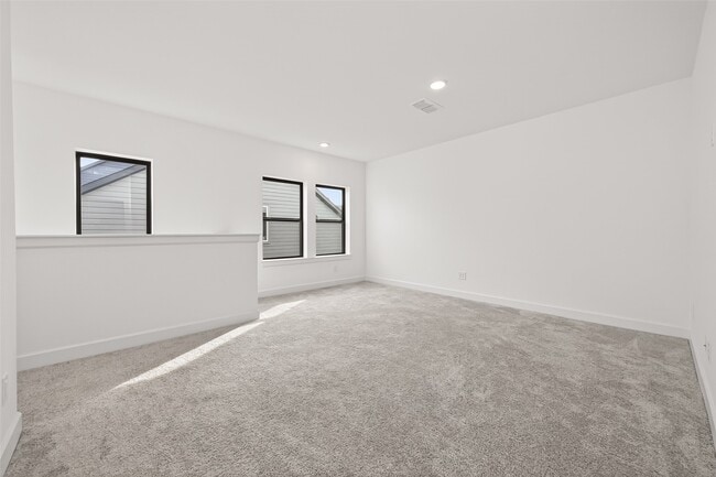 Building Photo - 16915 Chapel Knox Dr