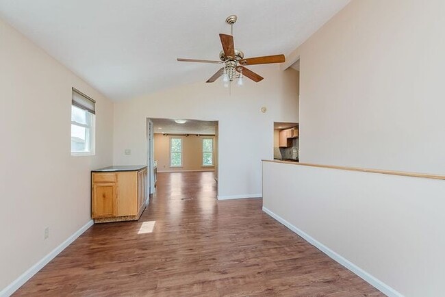 Building Photo - 5951 Staffordshire Cir