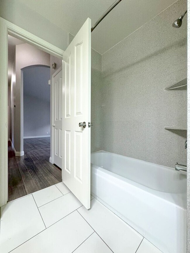 Building Photo - Fully renovated with a contemporary flair ...