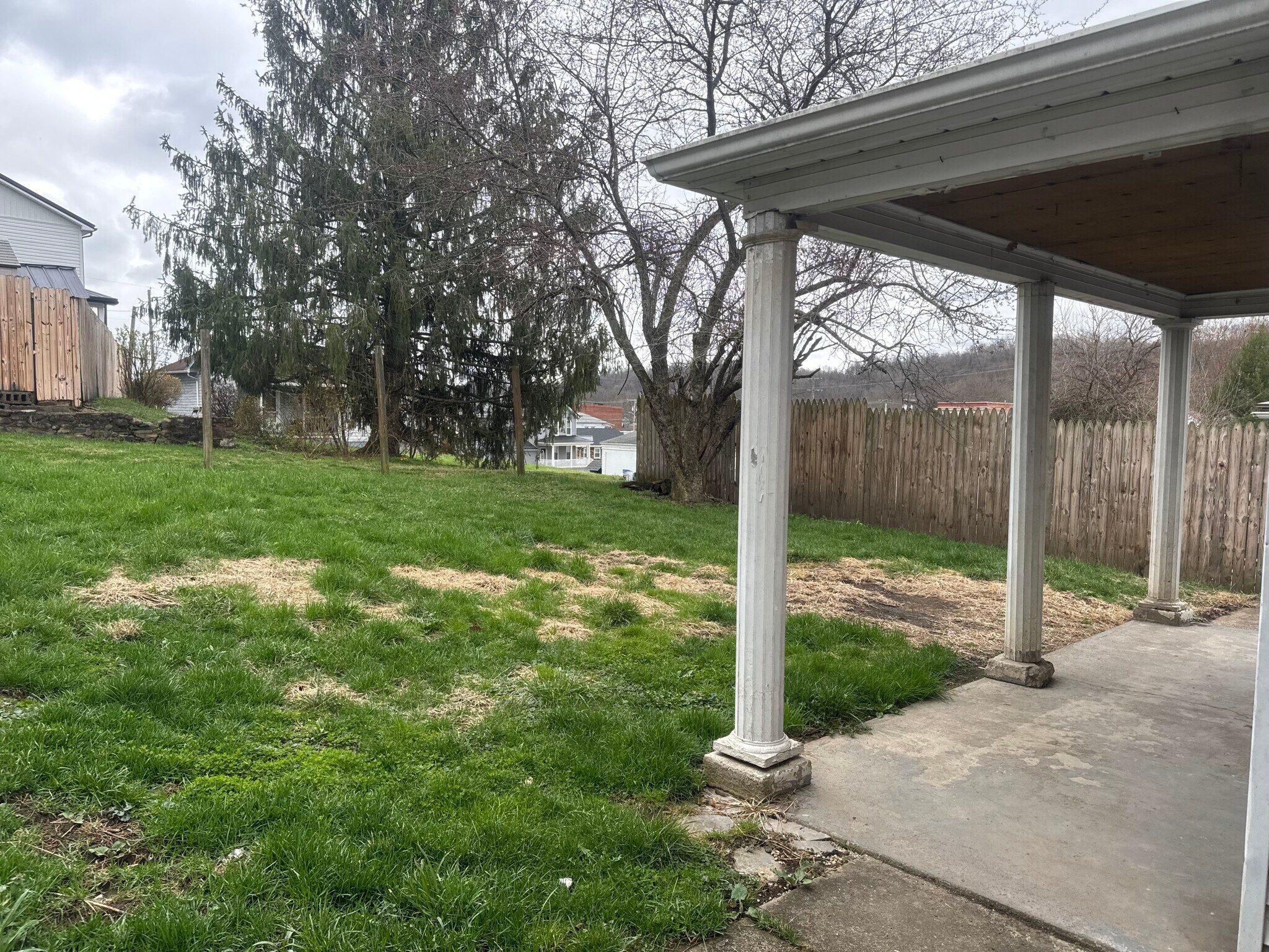 Building Photo - 54 Rebecca St