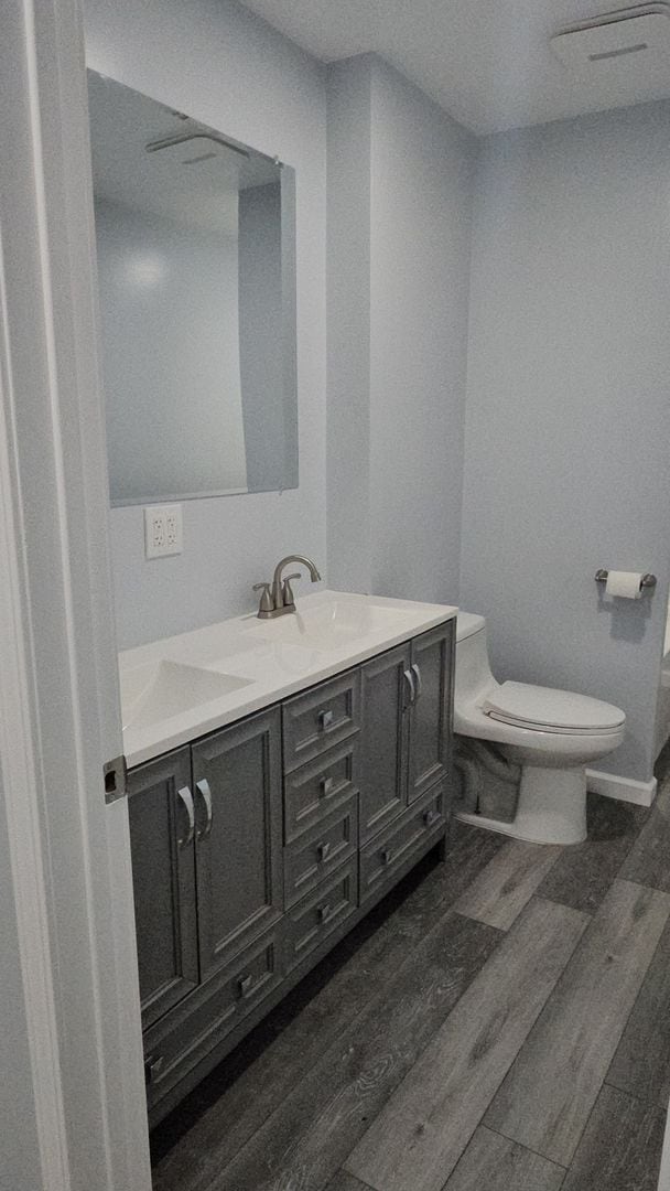 Building Photo - 3 Bedroom 2 Bath House for Rent in Whittier