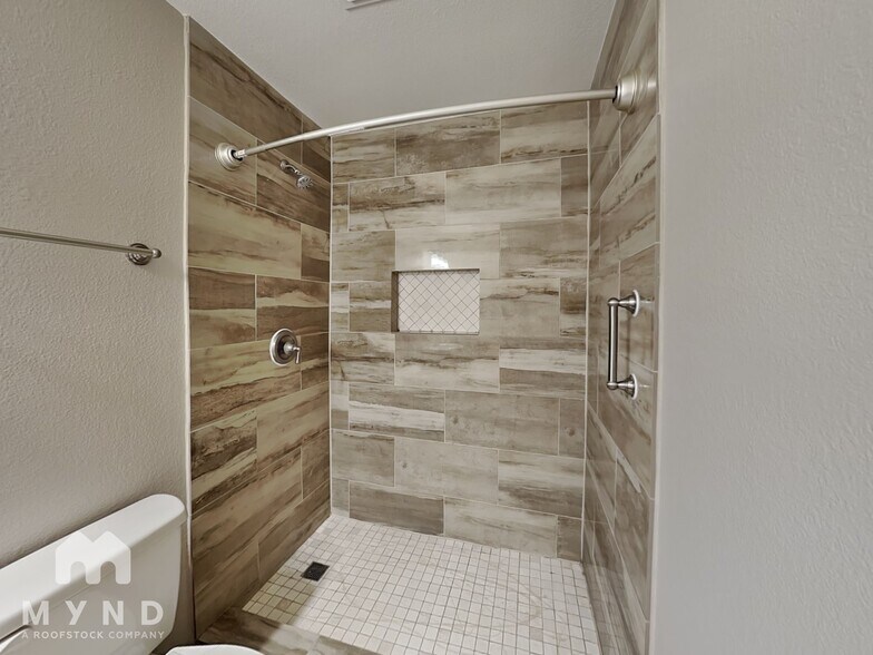 Building Photo - 8924 Sun Haven Way