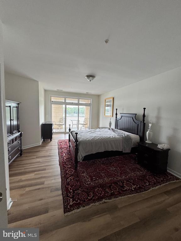 Building Photo - 622 Oyster Bay Pl