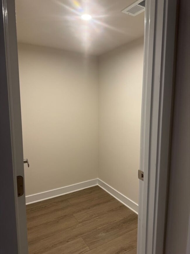 Building Photo - Brand New 3-Story Townhome with 2-Car Gara...