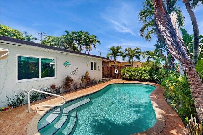 Primary Photo - 1729 NW 37th St