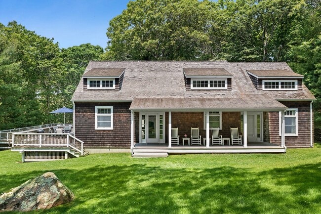 Building Photo - 12 Lantern Ln