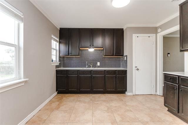 Building Photo - 3212 S Llewellyn Ave