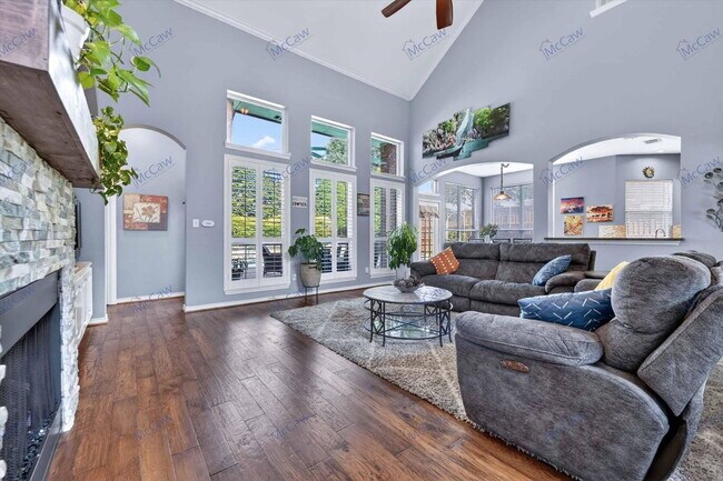 Building Photo - 3401 Chadwick Dr