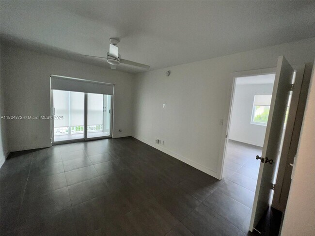 Building Photo - 240 Galen Dr
